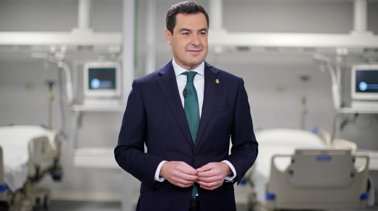 El jefe del Ejecutivo andaluz eligió como escenario el Hospital Militar de Sevilla
