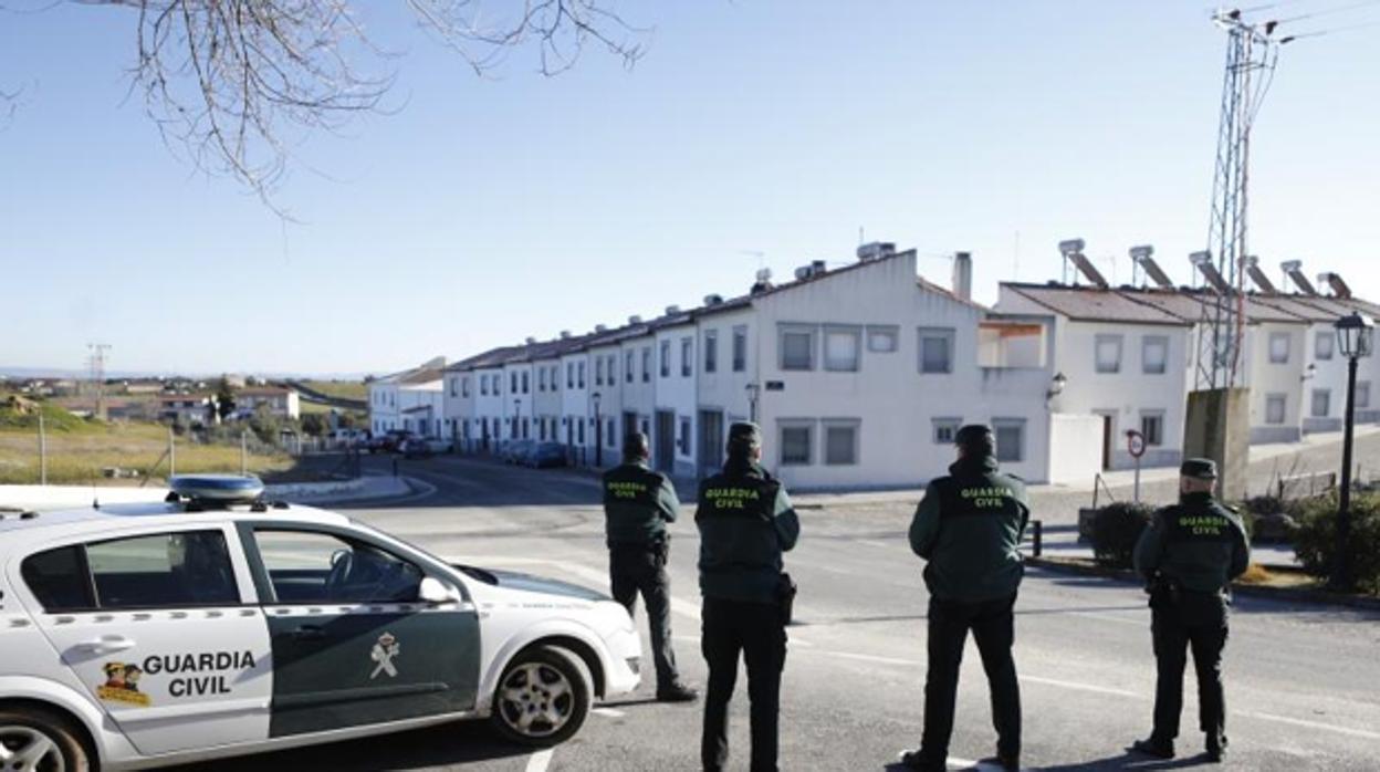 Control de la Guardia Civil en Añora, municipio cordobés