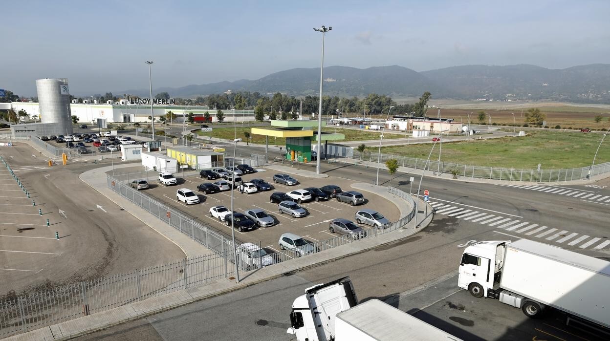 Vista del parque logístico de Córdoba, en la carretera de Palma del Río