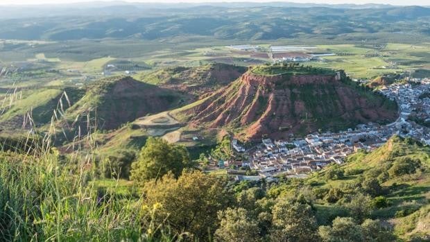 La alta tasa de contagios fuerza el cierre perimetral de  otros 10 municipios de Jaén