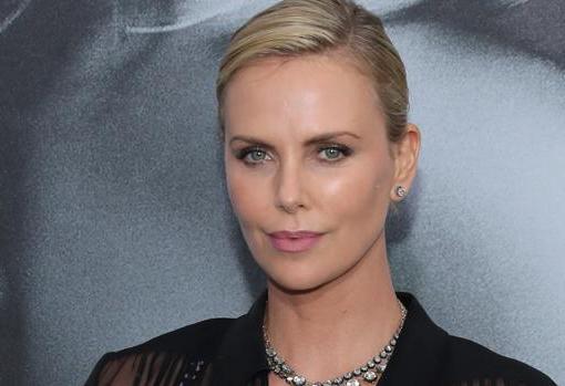 La actriz Charlize Therón también conectará con la gala