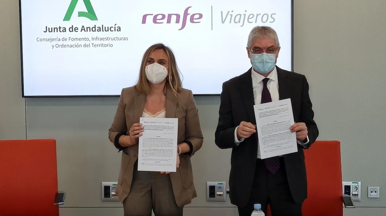 la consejera con el presidente de Renfe, este miércoles en la firma del acuerdo