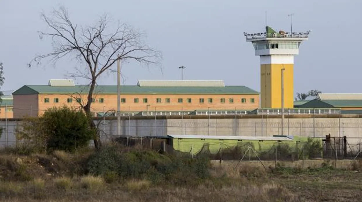 Exterior de la penitenciaría de Huelva