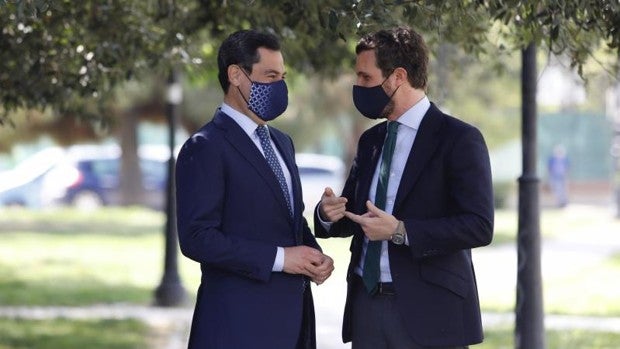 Pablo Casado y Juanma Moreno escenifican la paz en Granada: «La unidad es parte de nuestro ADN»