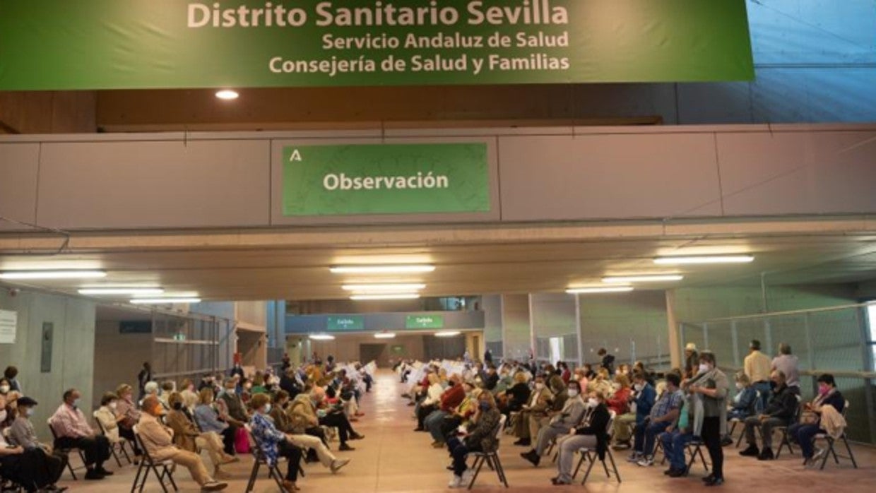 Vacunación masiva en el Estadio de la Cartuja