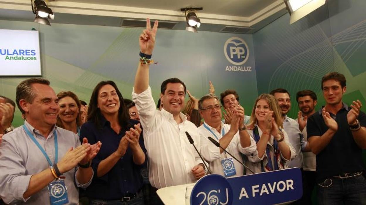 El presidente del PP andaluz en una noche electoral en 2016