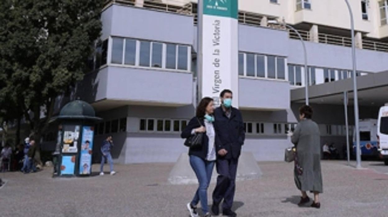 Hospital Clínico Universitario de Málaga, donde han sido ingresados los pacientes