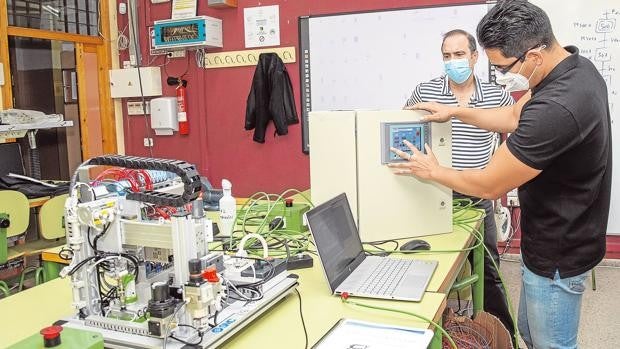 Videojuegos, inteligencia artificial o robótica: así es la nueva FP más apegada al empleo en Andalucía