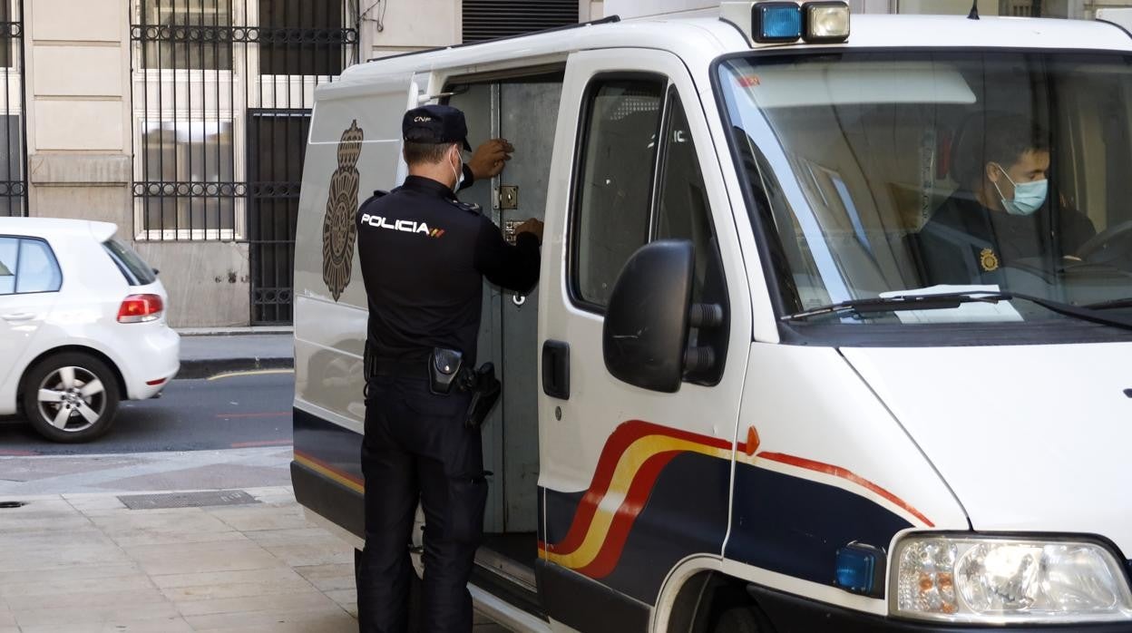 Conducción de detenidos