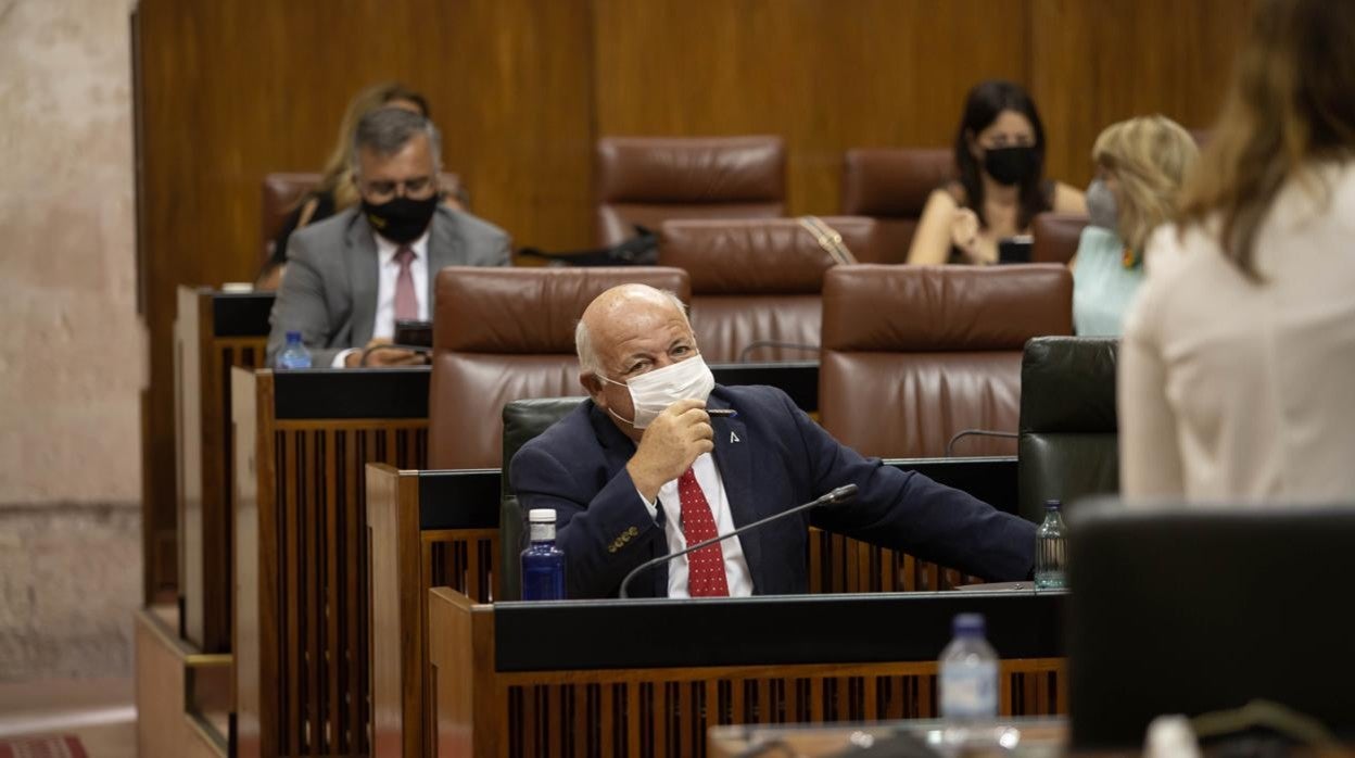 El consejero de Salud y Familias de la Junta, el cordobés Jesús Aguirre