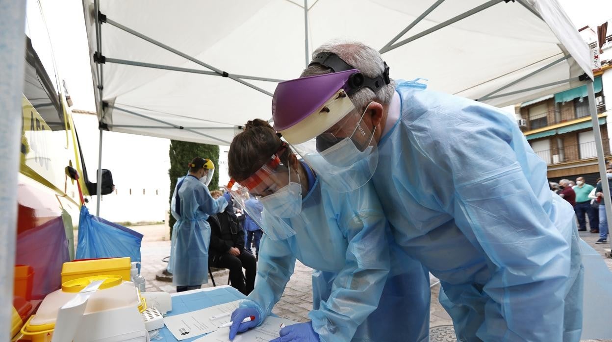 Uno de los puntos móviles para la realización de test de detección del coronavirus a la población