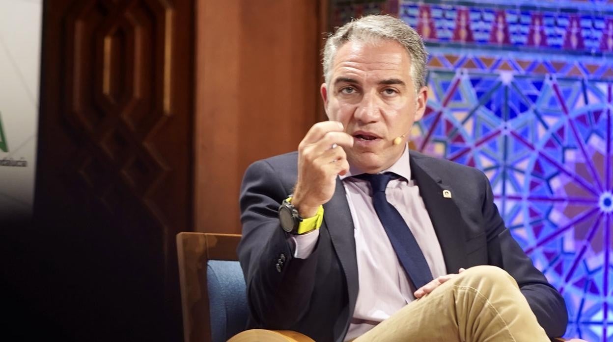 Elías Bendodo, durante el acto de este lunes en la Fundación Tres Culturas