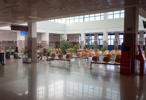 Zzona de embarque a Ceuta en el puerto de Algeciras