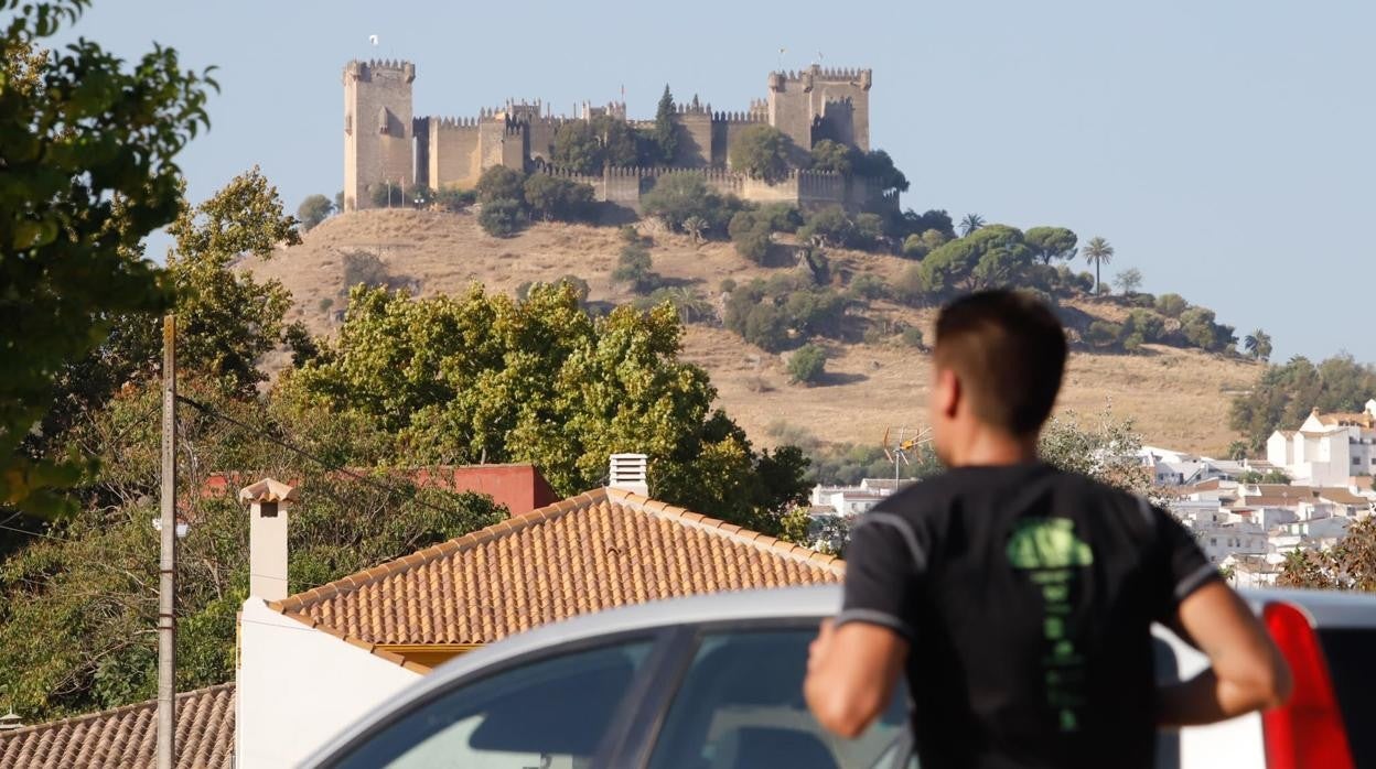 Un corredor durante la última edición de la Media Córdoba-Almodóvar en 2019