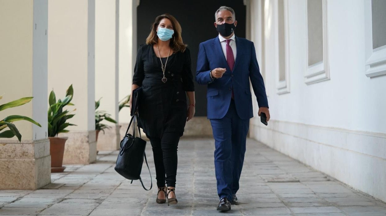 Carmen Crespo acompaña a Elías Bendodo en la rueda de Prensa posterior al Consejo de Gobierno del martes 21 de septiembre