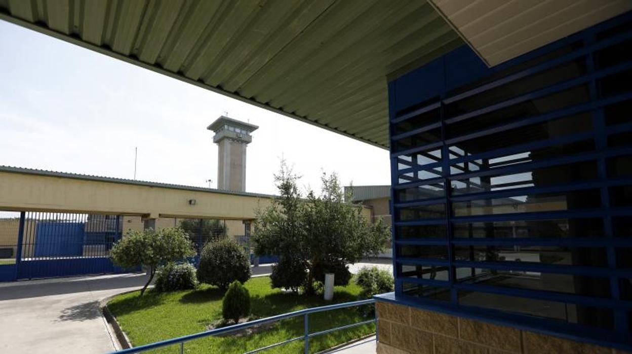 Guardias Civiles de la prisión de Córdoba denuncian la presencia de ...