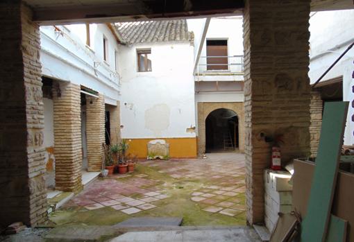 Aspecto de uno de los patios interiores de lo que fue la Aduana de Córdoba