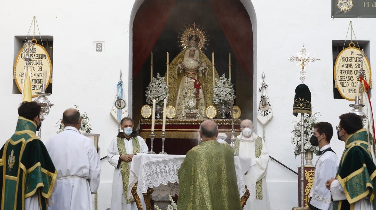 María Santísima de la Paz y Esperanza, durante la solemne misa del 11 de septiembre de 2021
