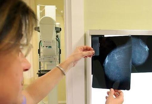 Expertos alertan en Córdoba de que la supervivencia depende del cribado y los controles médicos