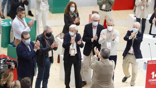 El PSOE pasa por encima de la pérdida del Gobierno:«Vamos a escuchar a los que no supimos escuchar»