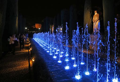 Imagen del espectáculo nocturno del Alcázar en el último periodo en el que se ofreció