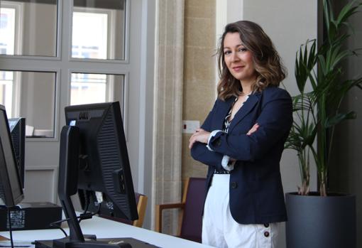 Carmen Piernas en su despacho de la Universidad de Oxford