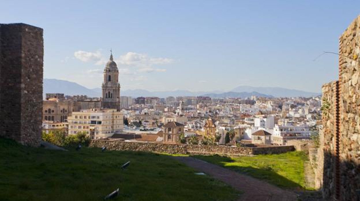 Panorámica de la ciudad de Málaga desde la Alcazaba