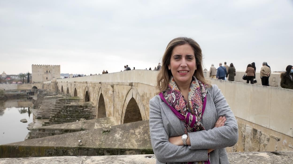 La presidenta de la Asoicación de Casetas Tradicionales Charo Sánchez de Puerta en la Ribera