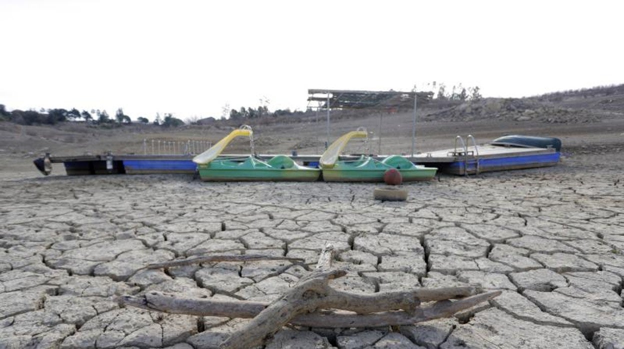 Para afrontar los problemas de sequía se necesitan obras hidráulicas