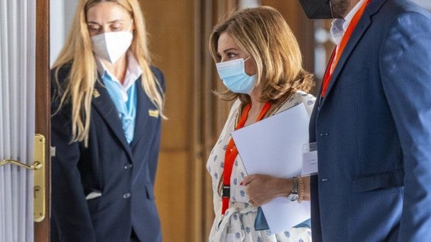 Las piezas que no encajan en el contrato de la mujer de Espadas por la Fundación de Empleo de la Junta Faffe