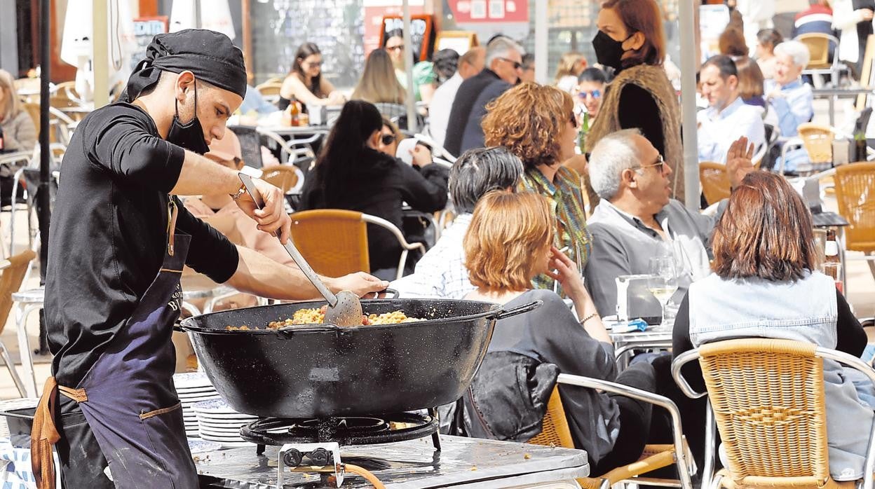 Ambiente en los veladores en Córdoba