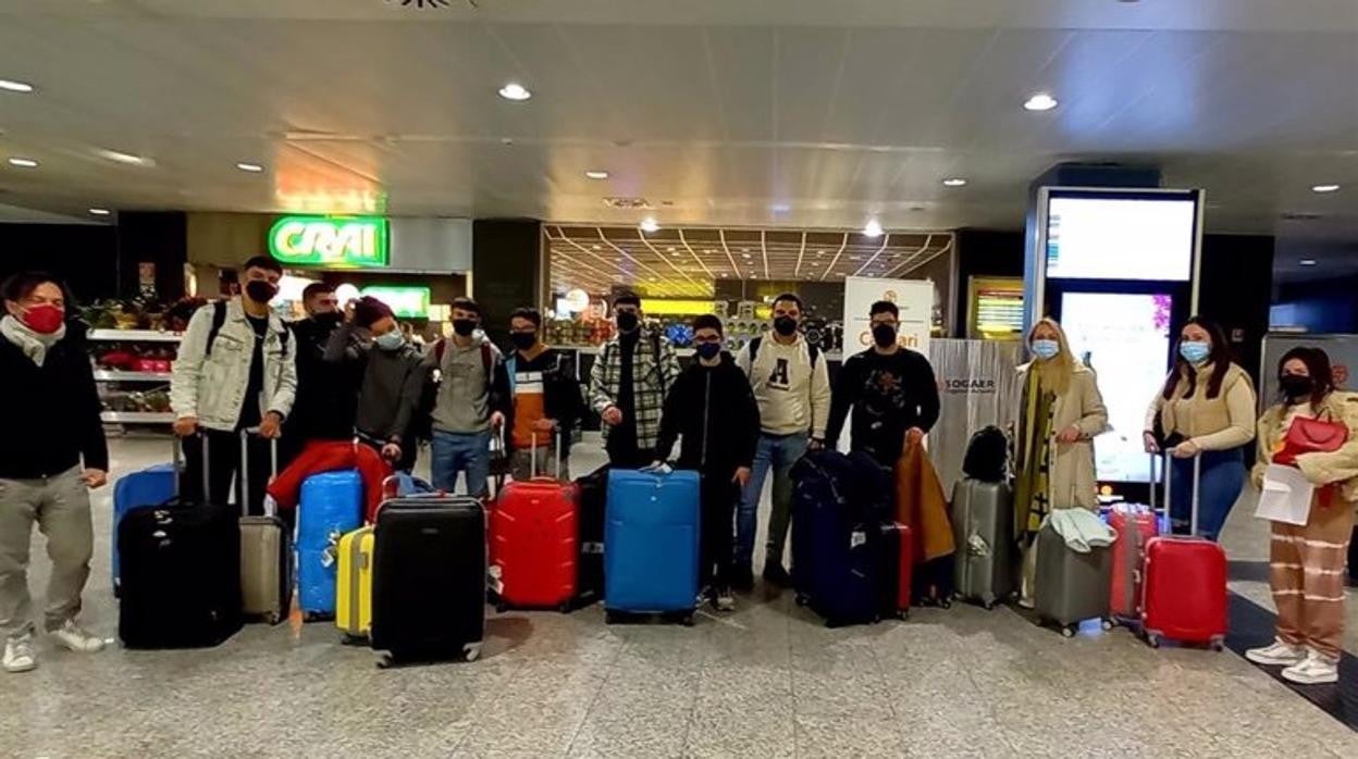 Alumnos beneficiarios de este programa de la Diputación de Huelva