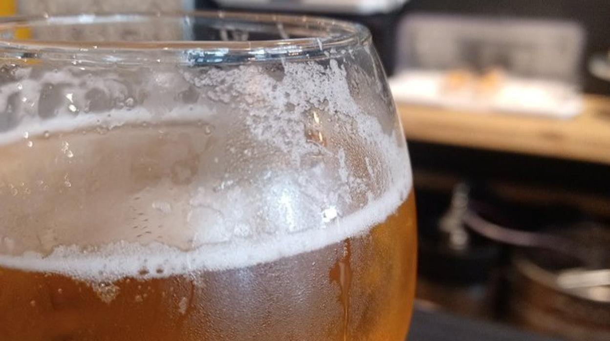 La imagen de la cerveza que desencadenó la polémica en Twitter