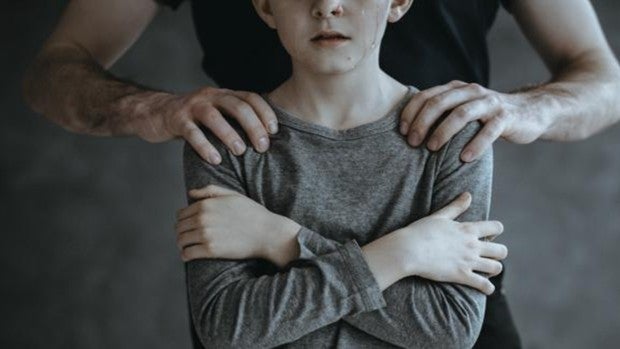 El teléfono andaluz del maltrato infantil recibió más de 4.500 llamadas en 2021