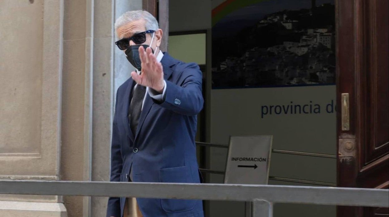 Braulio Medel, a su llegada el martes al último patronato de la Fundación Unicaja que presidió