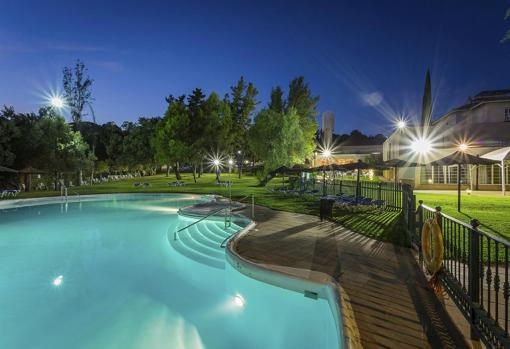 Diez hoteles con piscina en Córdoba para relajarse