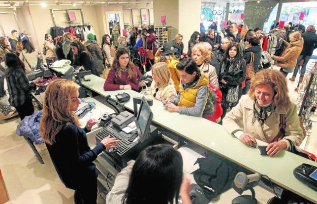 Unas rebajas para consolidar la recuperación del comercio