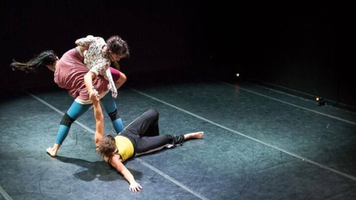 Ballet de Carmen Roche, que está este fin de semana en el Centro Atalaya TNT