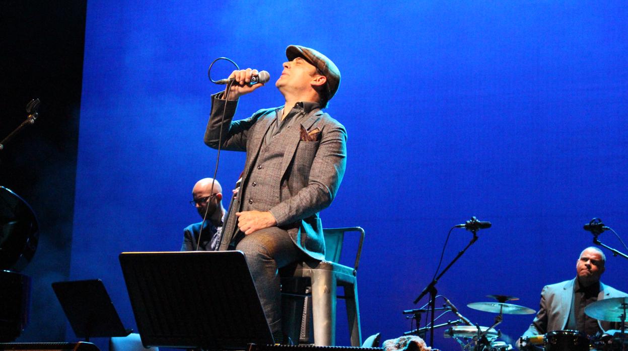 Zenet presentó anoche en Sevilla su nuevo disco «La Guapería»