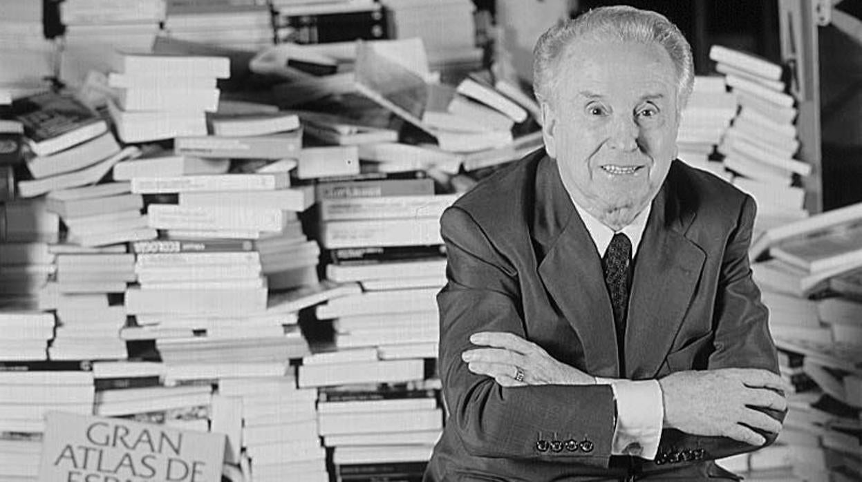 El editor José María Lara