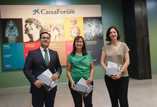 Moisés Roiz, Elisa Durán e Isabel Salgado este martes en el CaixaForum