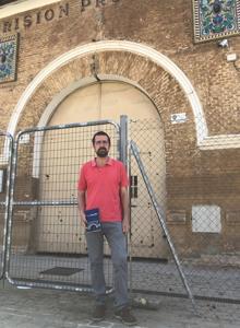 El autor junto a La Ranilla