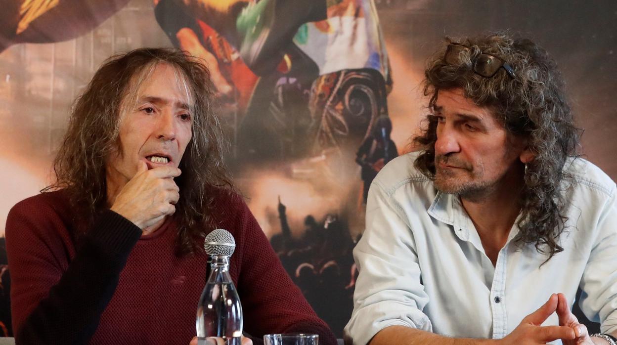 Los líderes de Extremoduro durante la rueda de prensa que han ofrecido en Madrid tras el comunicado en el que han anunciado la repentina separación del grupo