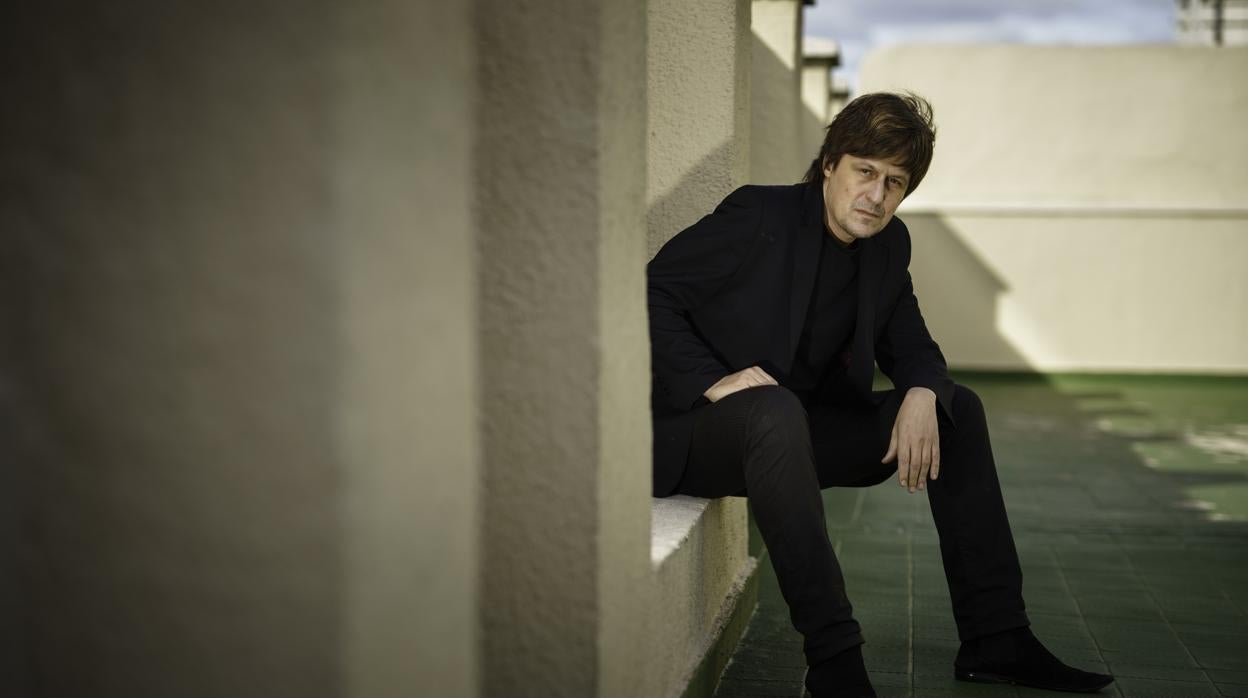 Nacho Vegas actúa llega a Sevilla con «Violética»