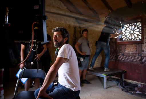 Alberto Rodríguez durante el rodaje de «La Peste»