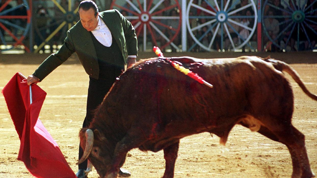 Curro Romero toreó por última vez en la plaza de toros de La Algaba