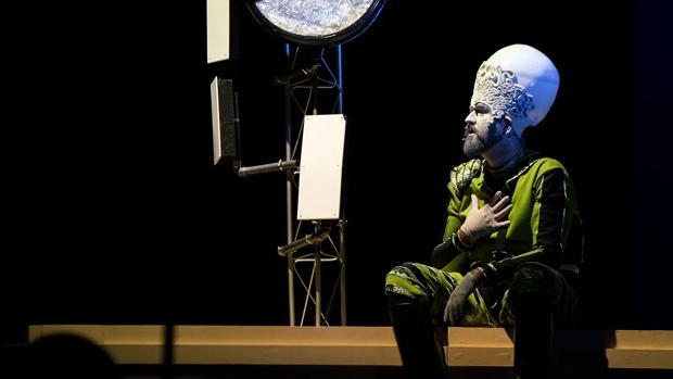 Manu Sánchez: «En la caricatura hay más verdad que en un retrato realista»