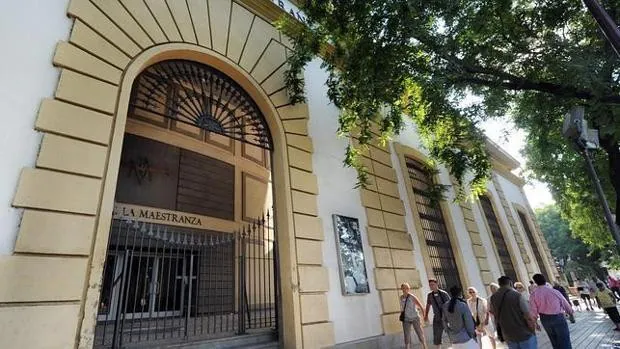El Teatro Maestranza fija para las 19 horas el comienzo de sus funciones y espectáculos de marzo
