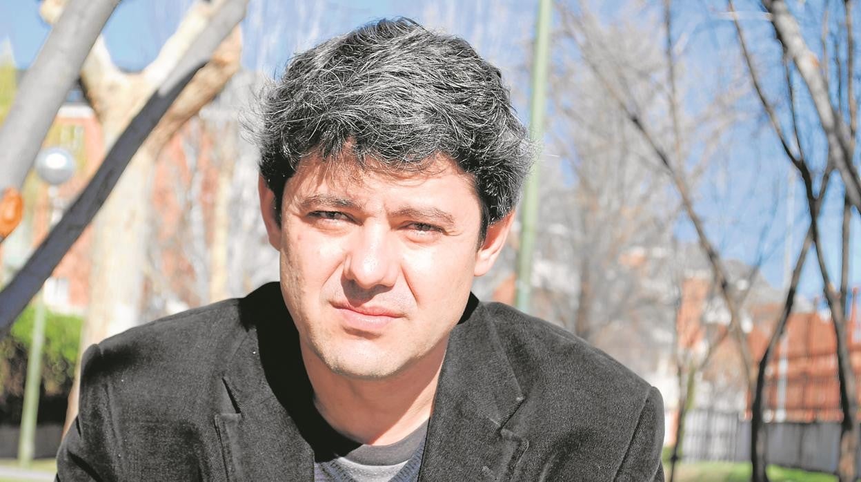 Mercero ahonda en los efectos negativos de las redes sociales