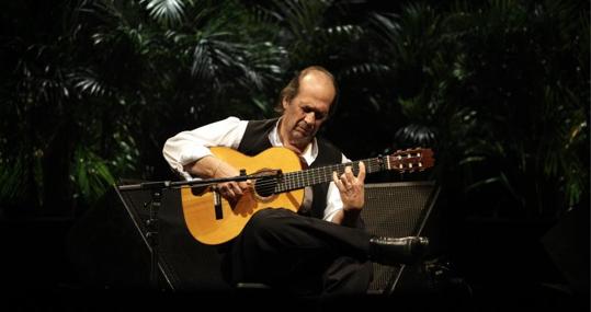 Paco de Lucía en un concierto en 2010